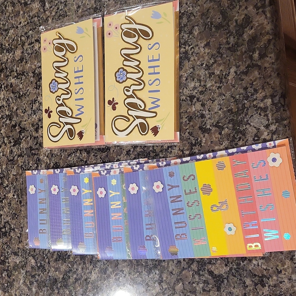 Lot of 8 Spring Cards new in package from PeMbrook